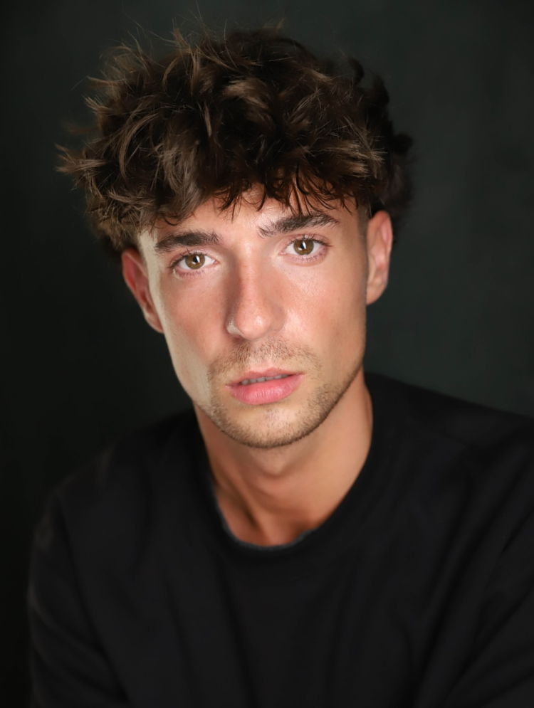 Photo of Elliott Parry