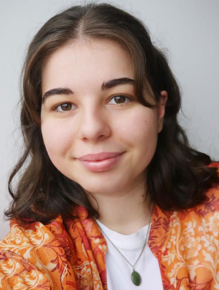 Photo of Maya Osment