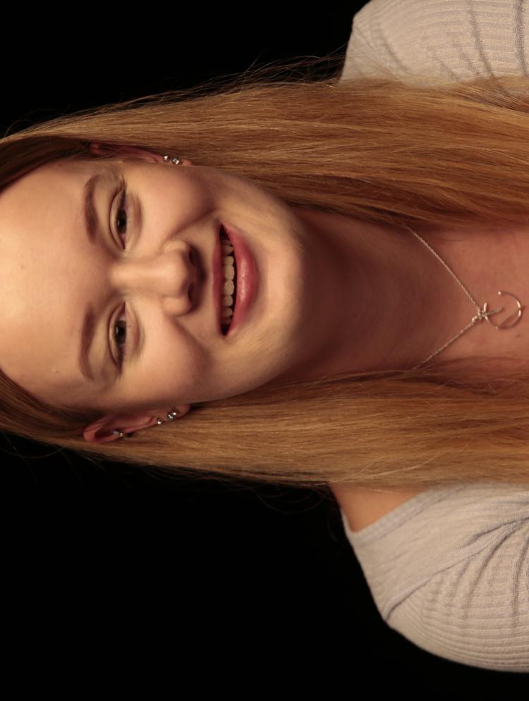 Photo of Sarah Taylor