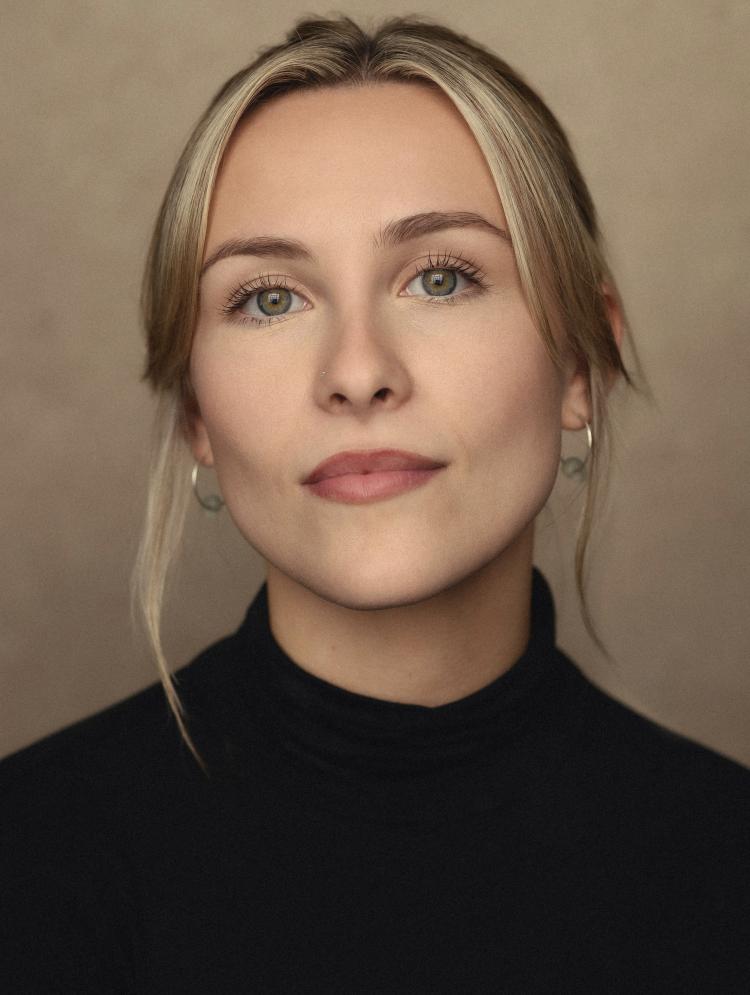 Photo of <span>Holly Hope Chapman</span>